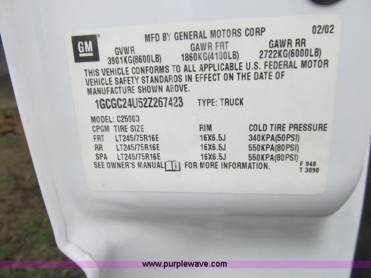 image for item J3484 2002 Chevrolet Silverado 2500 LS pickup truck