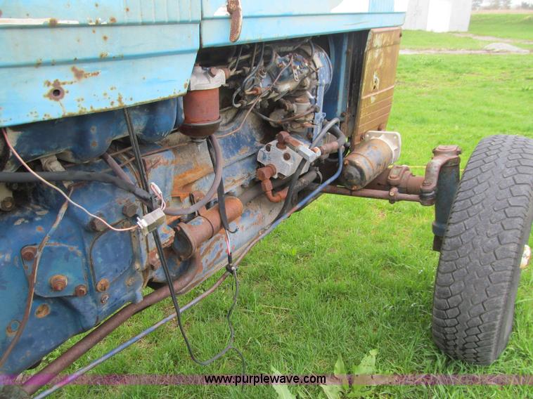 image for item J3499 Long U550 tractor