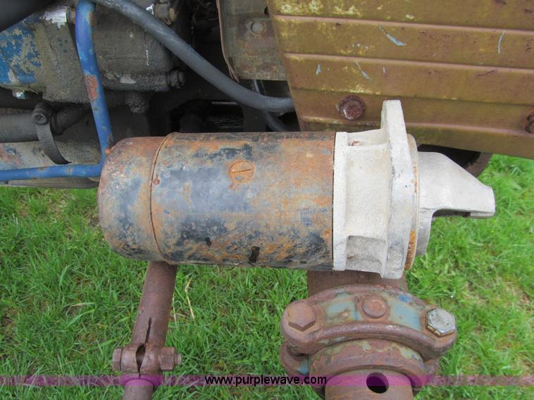 image for item J3499 Long U550 tractor