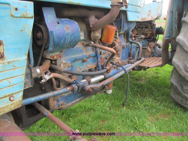 image for item J3499 Long U550 tractor