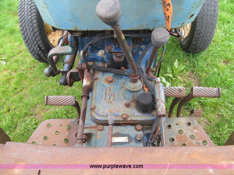 image for item J3499 Long U550 tractor