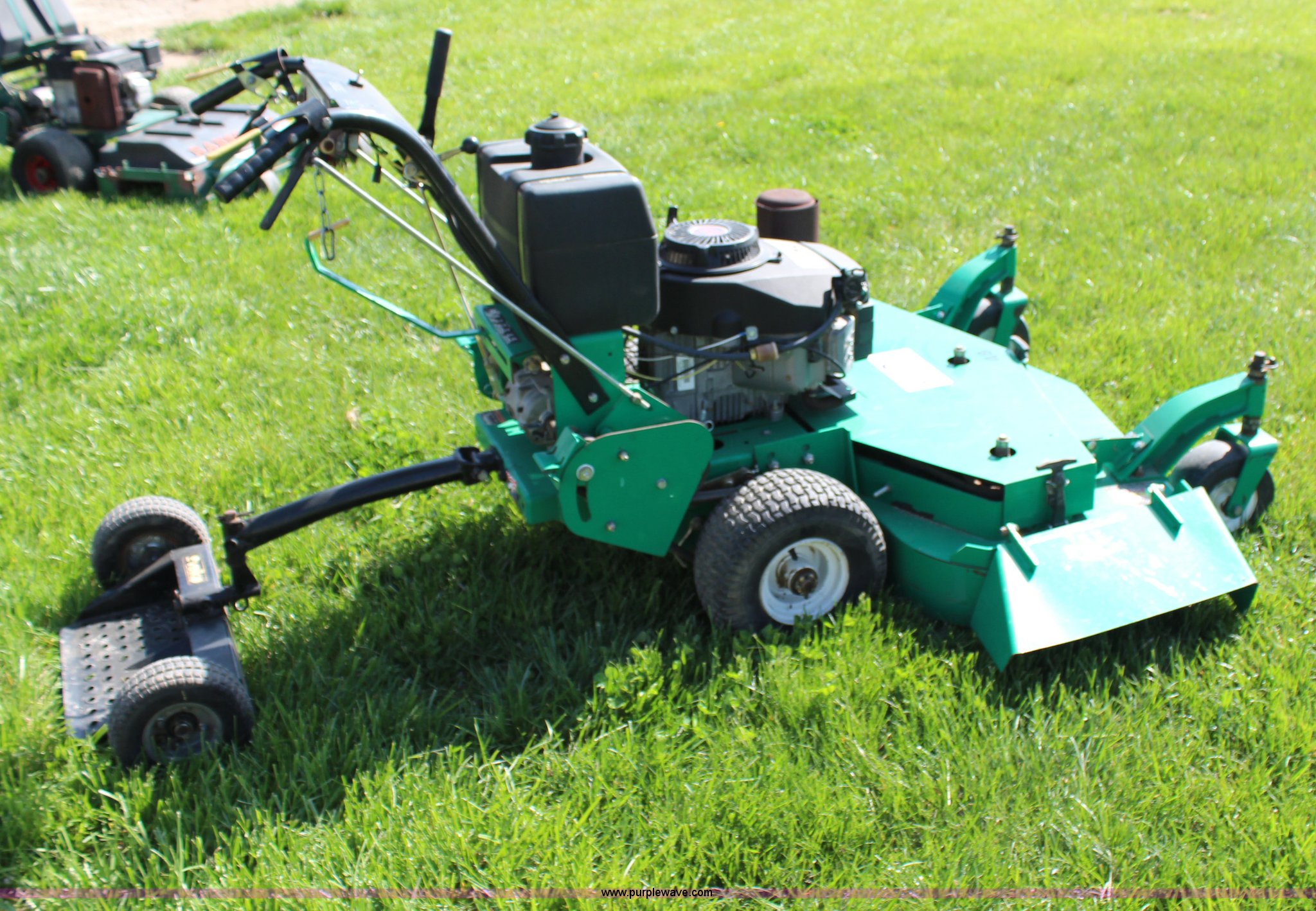Lasco walkbehind mower in Wathena, KS Item H2671 sold Purple Wave