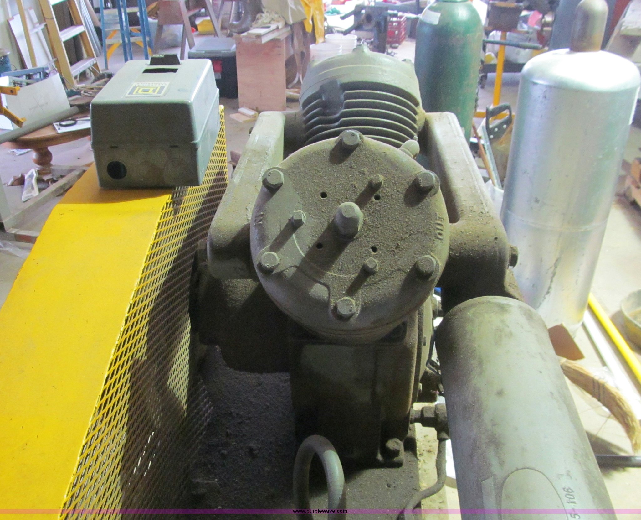 Ingersoll Rand 7V vacuum pump in Swan, IA Item J3492 sold Purple Wave