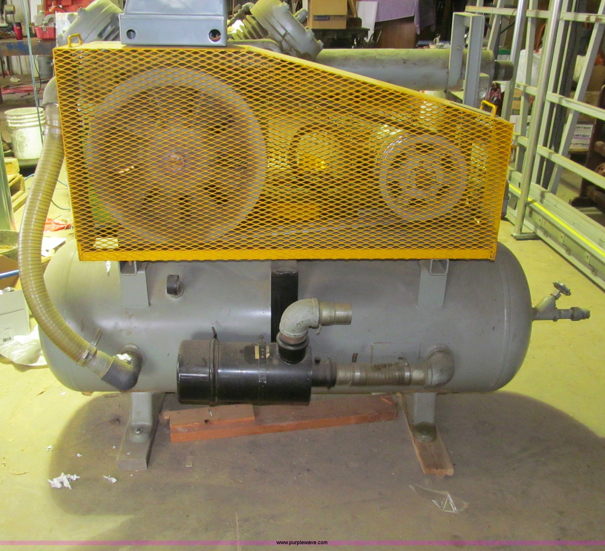 Ingersoll Rand 7V vacuum pump in Swan, IA Item J3492 sold Purple Wave