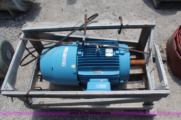 image for item AM9296 25 HP motor