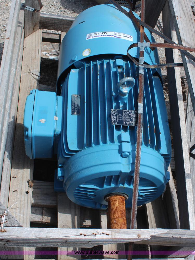 image for item AM9296 25 HP motor