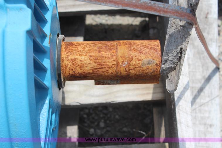 image for item AM9296 25 HP motor