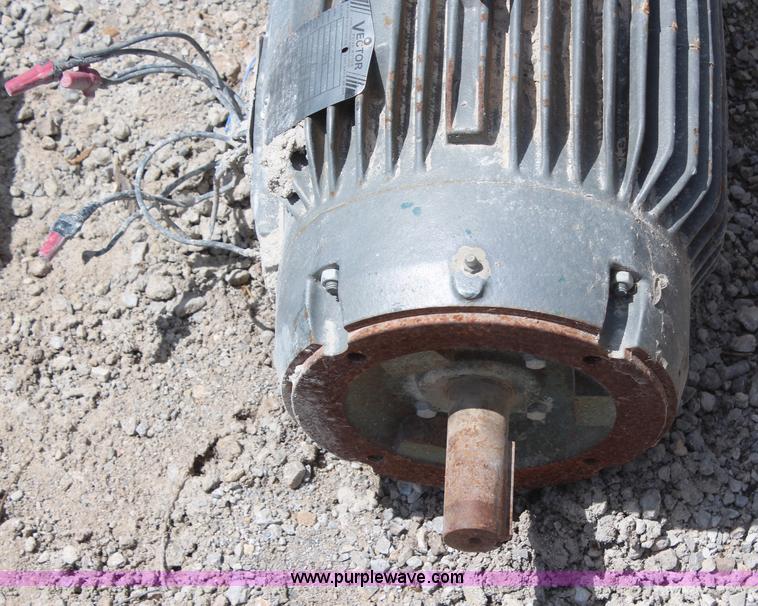 image for item AM9297 (2) generators