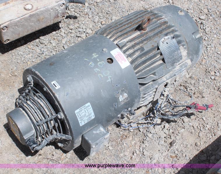 image for item AM9297 (2) generators