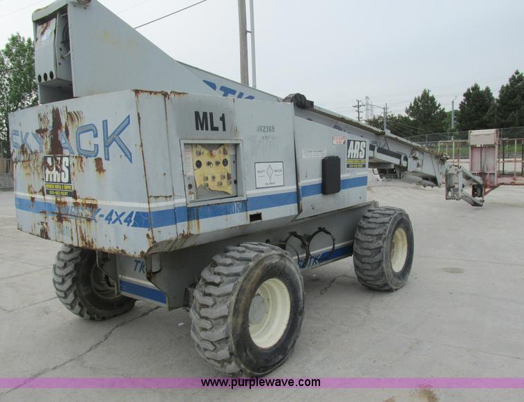 image for item AN9060 1997 Skyjack SJB-66TK boom lift