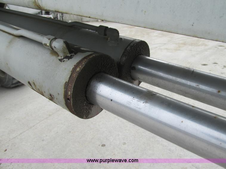 image for item AN9060 1997 Skyjack SJB-66TK boom lift