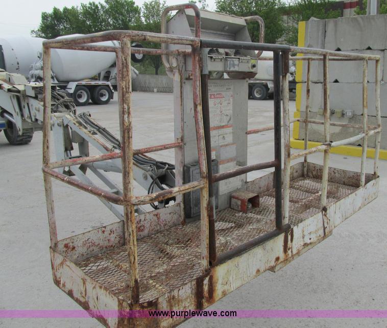 image for item AN9060 1997 Skyjack SJB-66TK boom lift