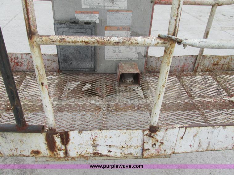 image for item AN9060 1997 Skyjack SJB-66TK boom lift