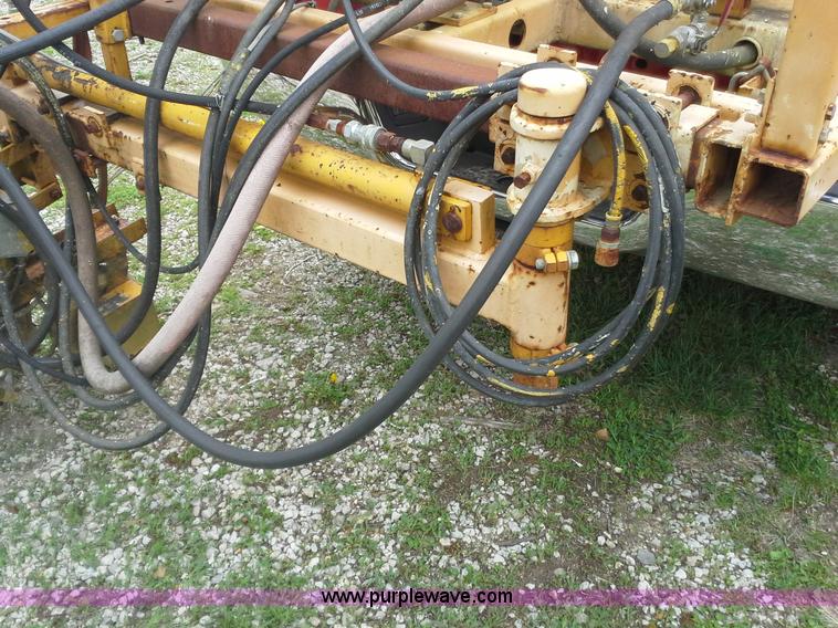 image for item AN9068 Hug Manufacturing Corp S road striper