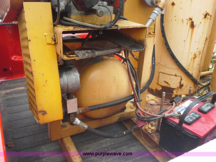 image for item AN9068 Hug Manufacturing Corp S road striper