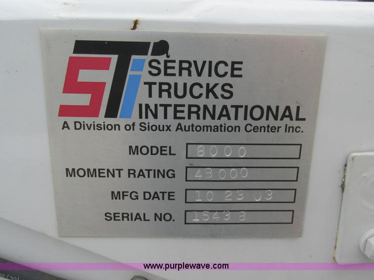 image for item AN9077 2004 Ford F550 Super Duty XL service truck with crane