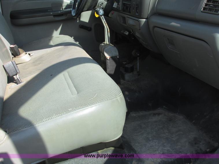 image for item AN9082 2003 Ford F550 dump bed truck