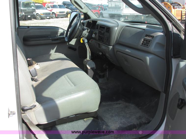 image for item AN9082 2003 Ford F550 dump bed truck