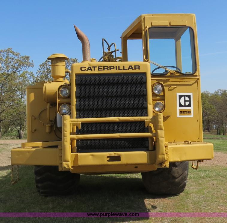 image for item B4910 1975 Caterpillar 623B elevating scraper