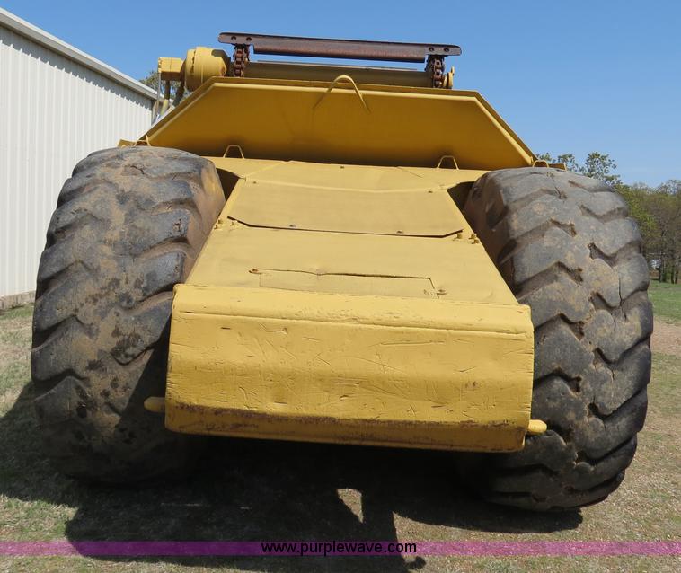 image for item B4910 1975 Caterpillar 623B elevating scraper