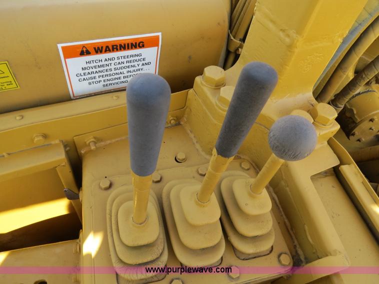 image for item B4910 1975 Caterpillar 623B elevating scraper