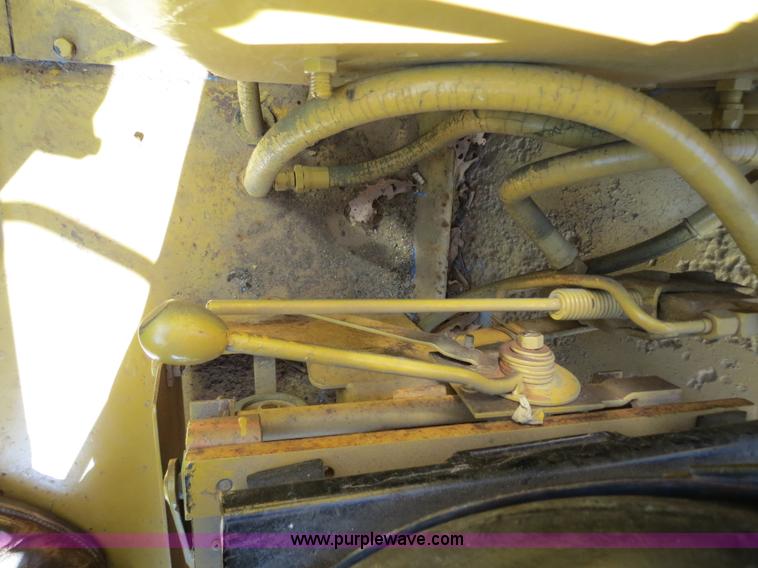 image for item B4910 1975 Caterpillar 623B elevating scraper