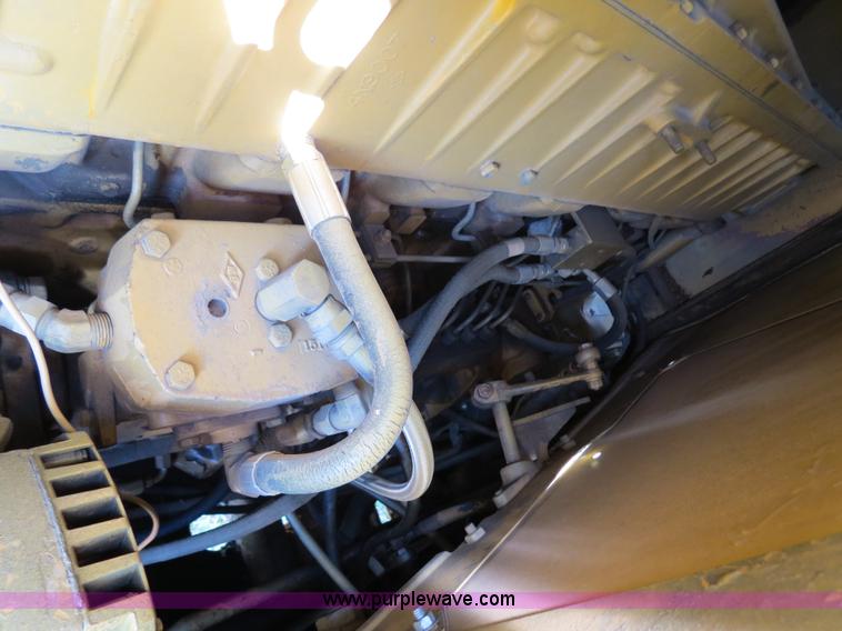 image for item B4910 1975 Caterpillar 623B elevating scraper