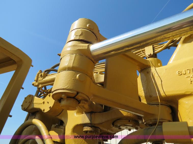 image for item B4910 1975 Caterpillar 623B elevating scraper