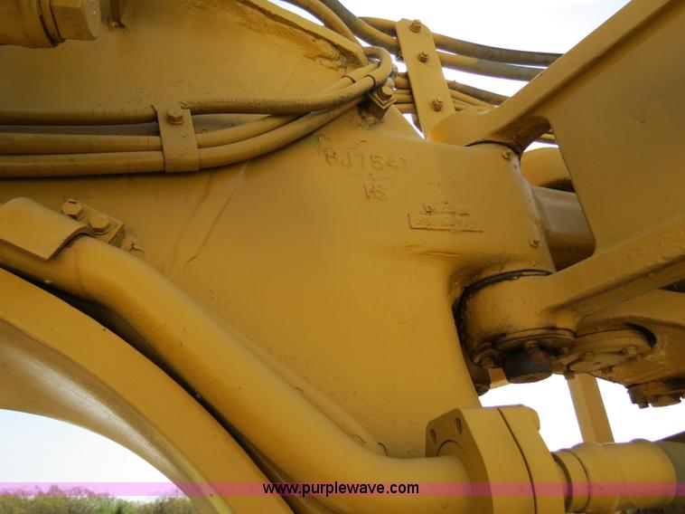 image for item B4910 1975 Caterpillar 623B elevating scraper