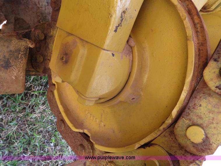 image for item B4910 1975 Caterpillar 623B elevating scraper