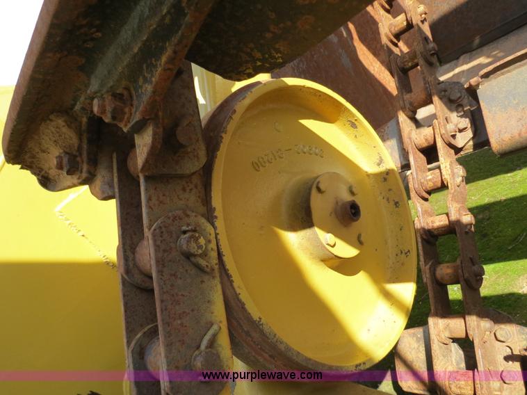 image for item B4910 1975 Caterpillar 623B elevating scraper