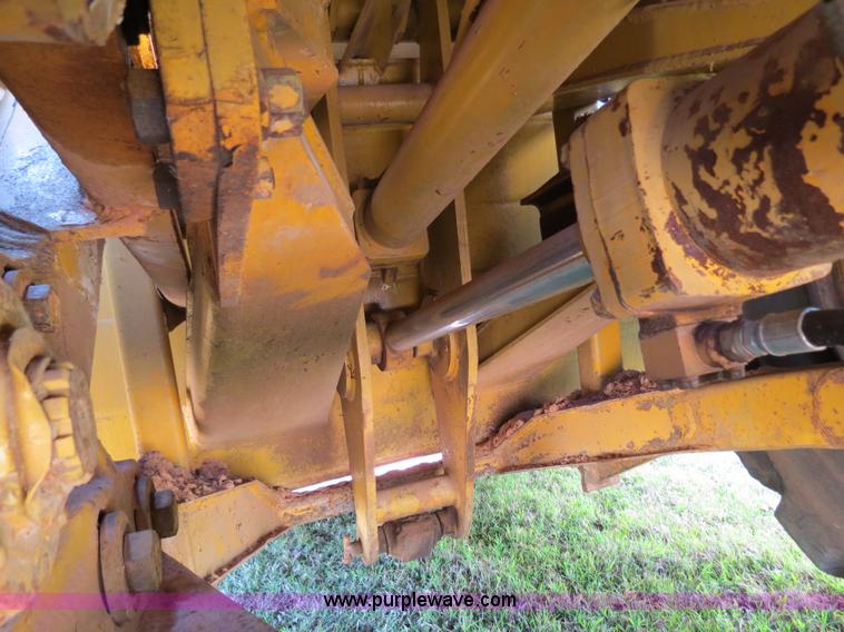 image for item B4910 1975 Caterpillar 623B elevating scraper