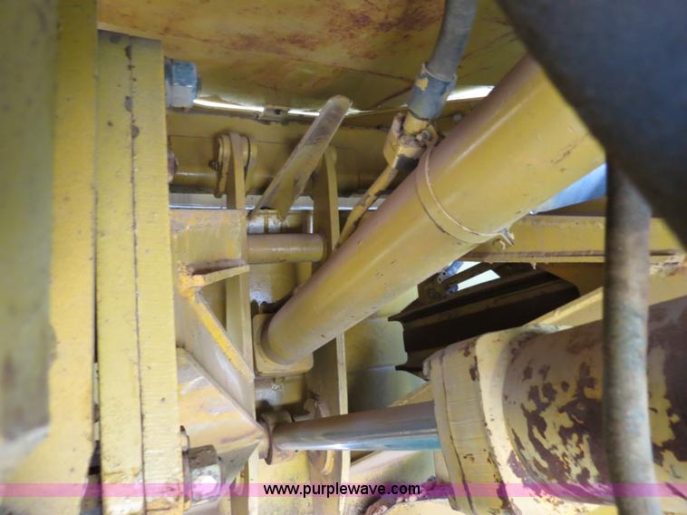 image for item B4910 1975 Caterpillar 623B elevating scraper