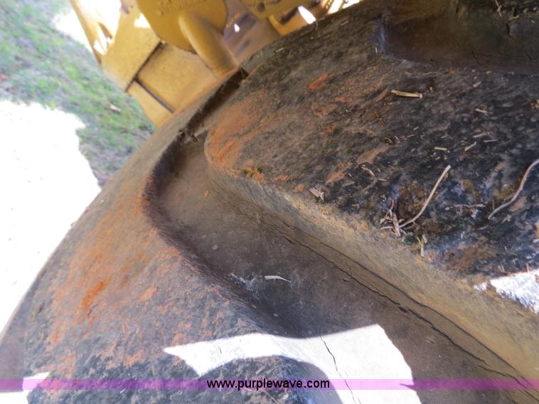 image for item B4910 1975 Caterpillar 623B elevating scraper