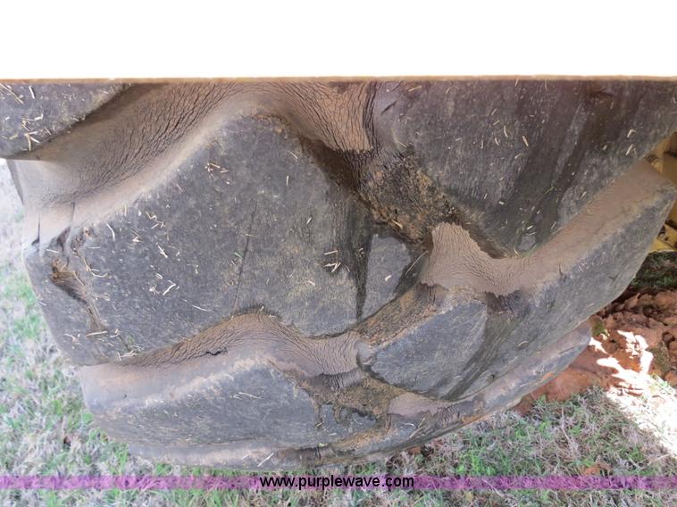 image for item B4910 1975 Caterpillar 623B elevating scraper