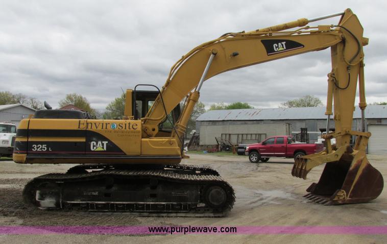image for item D3962 1997 Caterpillar 325B excavator