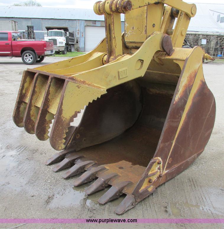 image for item D3962 1997 Caterpillar 325B excavator