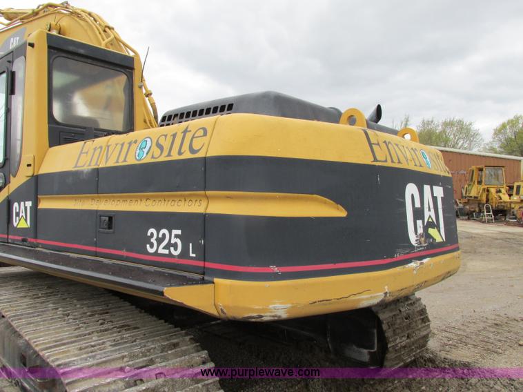 image for item D3962 1997 Caterpillar 325B excavator