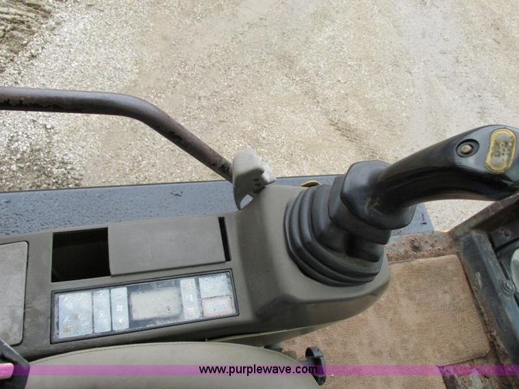 image for item D3962 1997 Caterpillar 325B excavator