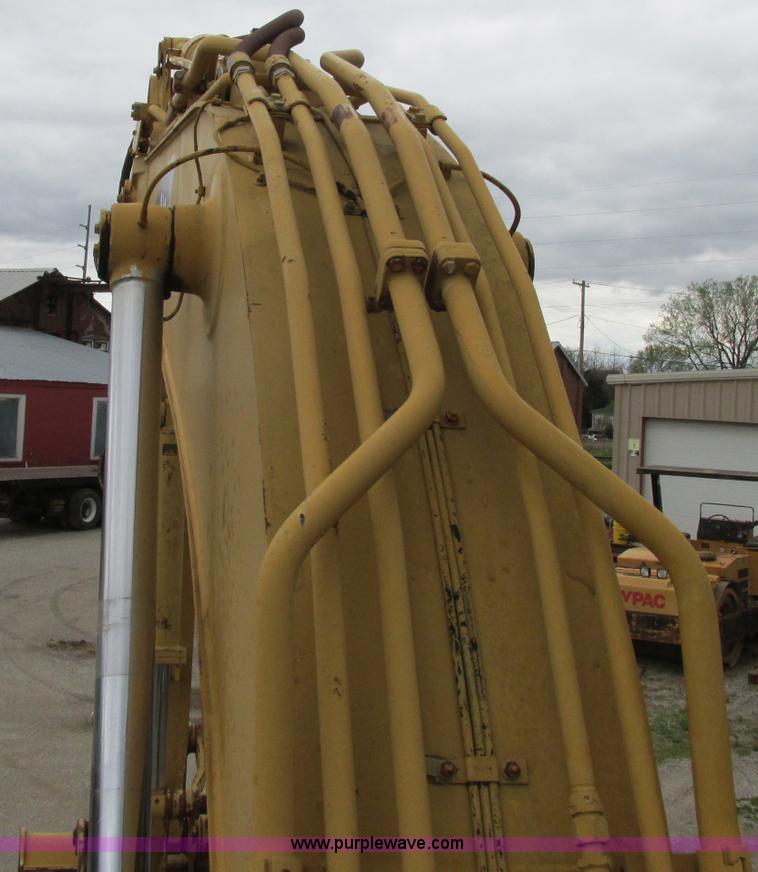 image for item D3962 1997 Caterpillar 325B excavator