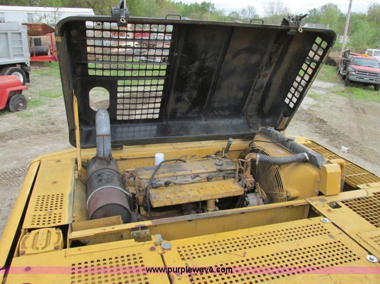 image for item D3962 1997 Caterpillar 325B excavator