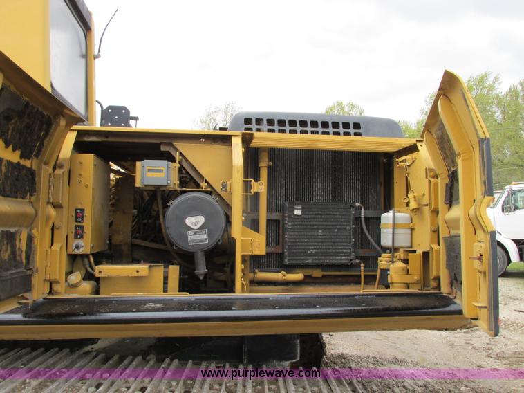 image for item D3962 1997 Caterpillar 325B excavator