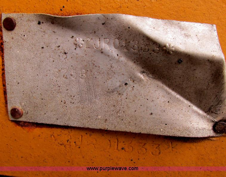 image for item D3962 1997 Caterpillar 325B excavator