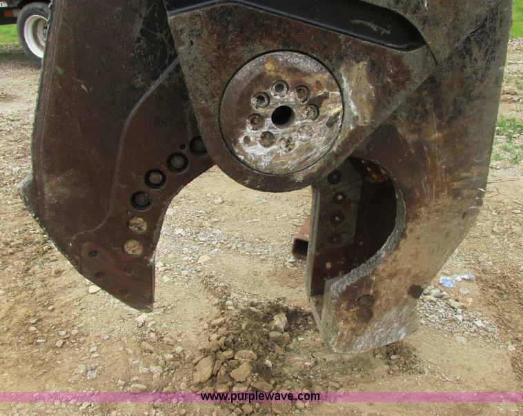 image for item D3969 Genesis LXP300 excavator shear with multi-tool head