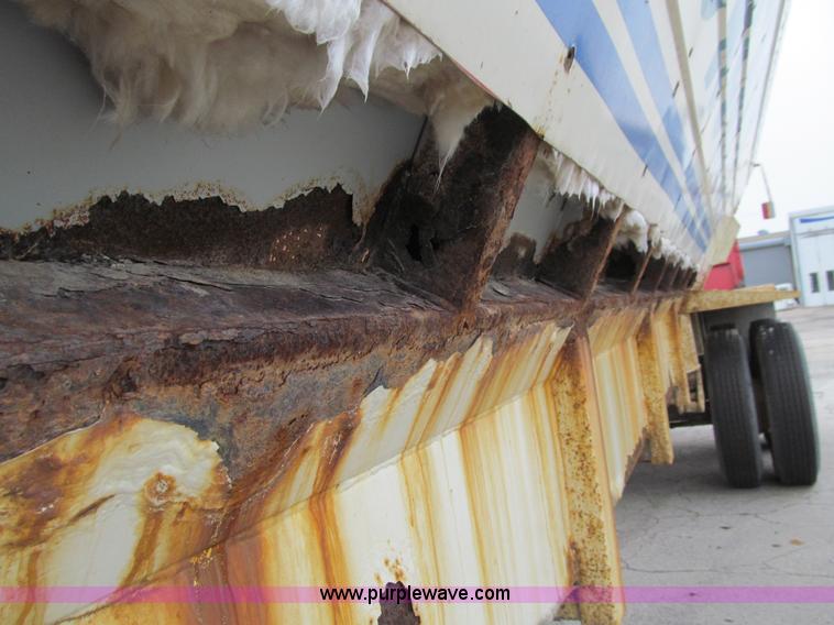 image for item E4892 1998 Red River LB237 live bottom trailer