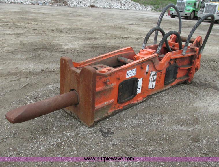 image for item F4876 NPK GH-18 hydraulic hammer