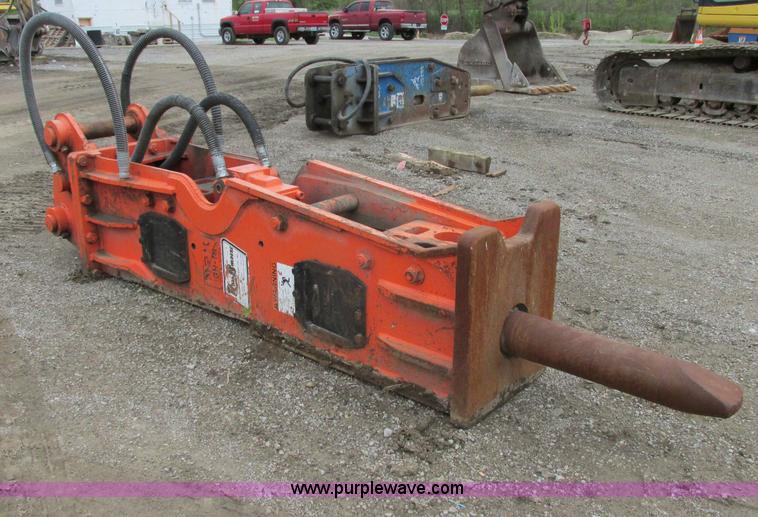 image for item F4876 NPK GH-18 hydraulic hammer