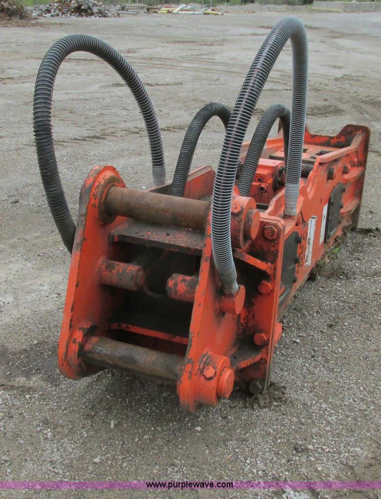 image for item F4876 NPK GH-18 hydraulic hammer