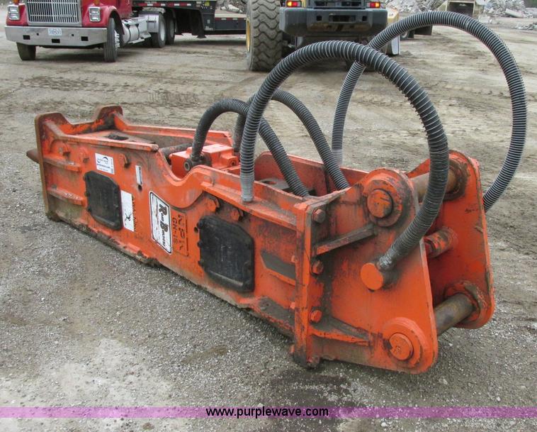 image for item F4876 NPK GH-18 hydraulic hammer