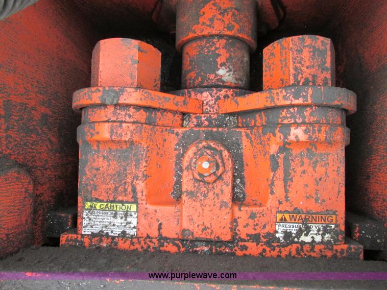 image for item F4876 NPK GH-18 hydraulic hammer